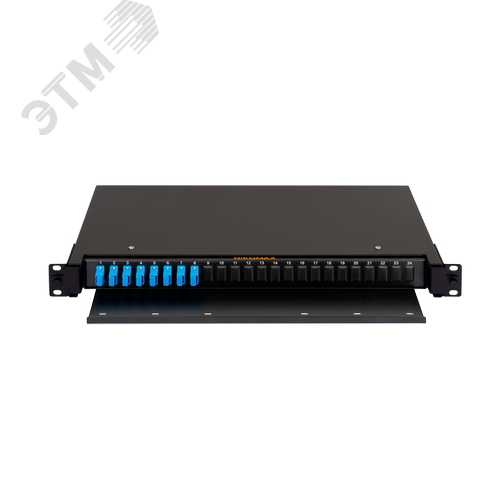 Кросс оптический 19'' Premium Line, 1U, укомплектованный на 8  портов SC/UPC (8 одинарных SC/UPC адаптеров) SM 9/125 OS2, выдвижной, со съёмной полкой,  черный, в комплекте: адаптеры, монтажные шнуры 1м, сплайс-кассета с крышкой, гильзы, заглушки